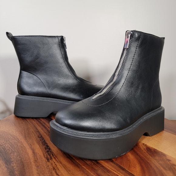 Black Ankle Boots with Zipper - Picture 8 of 12